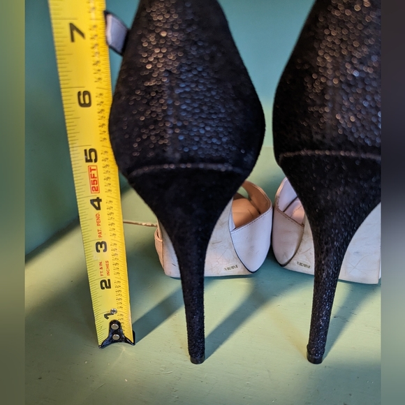 BCBGeneration Cream And Black Studded, Open Toe, Pumps, Size 8.5 - Picture 5 of 9